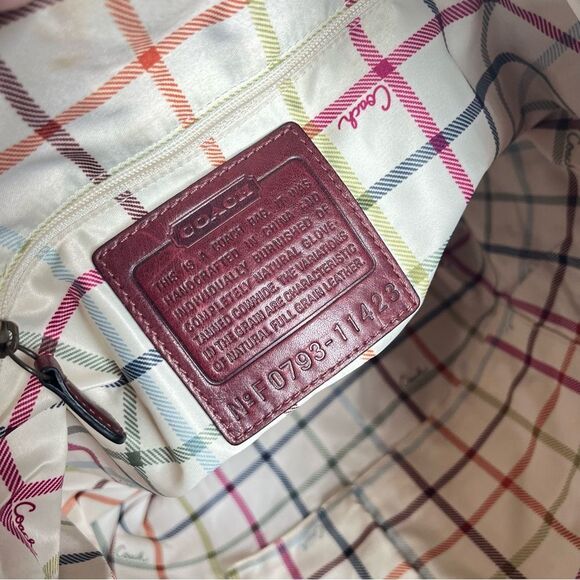 RARE | COACH Bleecker XL Bucket Duffle Legacy Tattlesall Maroon Hobo Bag 11423 - Picture 16 of 16